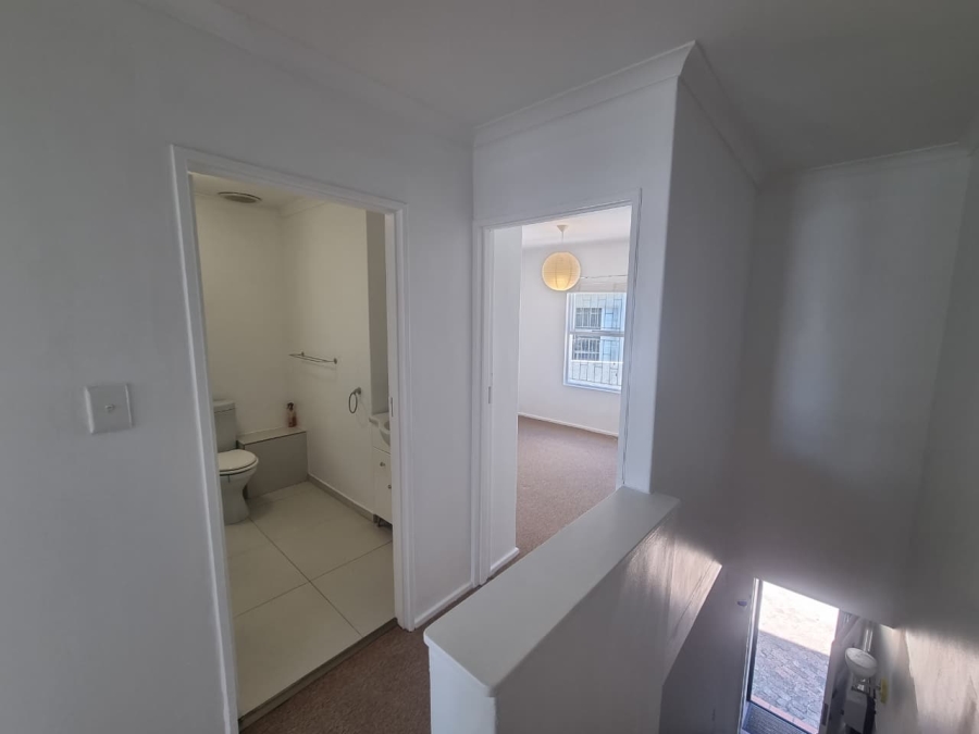 To Let 2 Bedroom Property for Rent in Claremont Western Cape